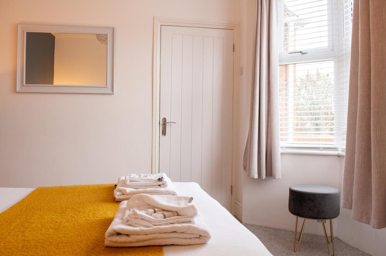 Bedford Rd Apartment Ideal For Hospital & Town Centre Kempston Bagian luar foto