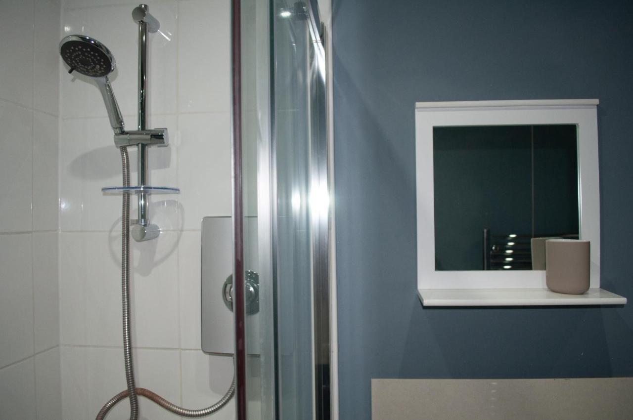 Bedford Rd Apartment Ideal For Hospital & Town Centre Kempston Bagian luar foto