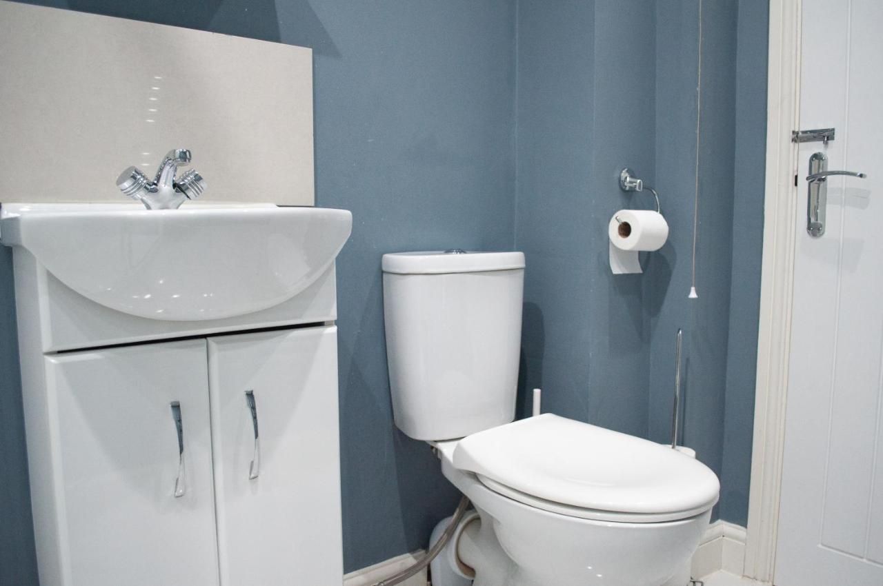 Bedford Rd Apartment Ideal For Hospital & Town Centre Kempston Bagian luar foto